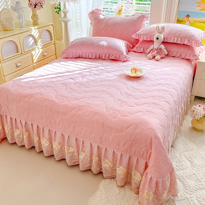 91家纺网 家纺一手货源 找家纺 美达家纺 2025新款玫瑰系列全棉夹棉床盖四件套 玫瑰-浅玉