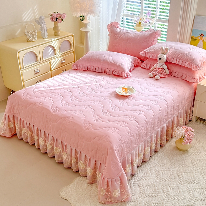 91家纺网 家纺一手货源 找家纺 美达家纺 2025新款玫瑰系列全棉夹棉床盖四件套 玫瑰-浅玉