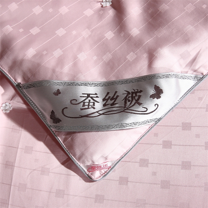 91家纺网 家纺一手货源 找家纺 前程家纺 2025新款彩丝小方格被冬被被子被芯春秋被棉被夏被空调被 彩丝小方格-浅豆沙