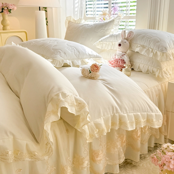 91家纺网 家纺一手货源 找家纺 （总）美达家纺 2025新款玫瑰系列全棉夹棉床裙四件套