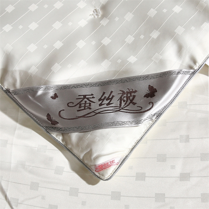 91家纺网 家纺一手货源 找家纺 前程家纺 2025新款彩丝小方格被冬被被子被芯春秋被棉被夏被空调被 彩丝小方格-米白色