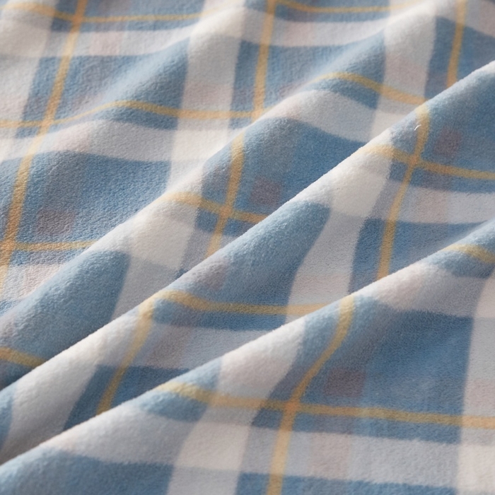 91家纺网 家纺一手货源 找家纺 一禾 2025新款简约印花高克重牛奶绒床笠 简兮蓝