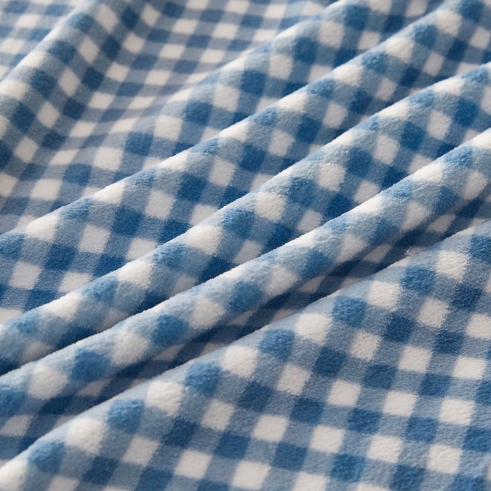 91家纺网 家纺一手货源 找家纺 一禾 2025新款简约印花高克重牛奶绒床笠 蓝小格