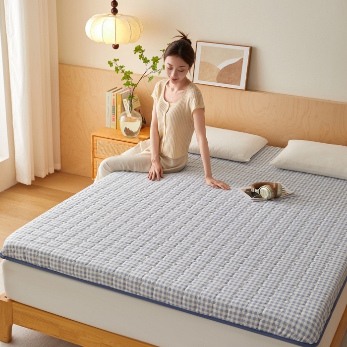 91家纺网 家纺一手货源 找家纺 喜她床垫 2025新款棉花抗压床垫垫子 蓝小格-5cm