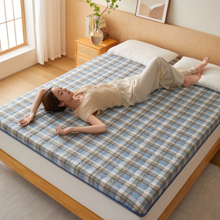 91家纺网 家纺一手货源 找家纺 喜她床垫 2025新款棉花抗压床垫垫子 蓝大格-8cm