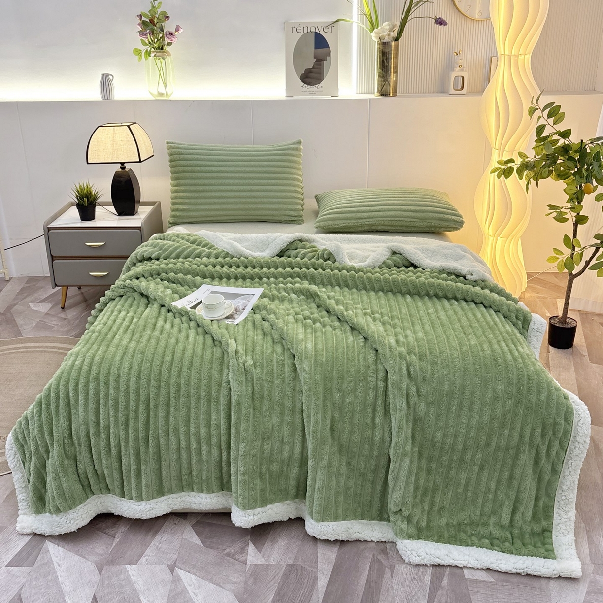 91家纺网 家纺一手货源 找家纺 （总）枋梢家纺 2025新款仿兔毛绒大抽条羊羔绒毛毯反包双层条纹羊羔绒法兰绒毛毯跨境外贸