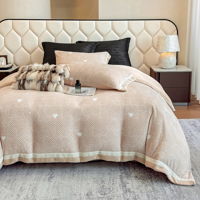 91家纺网 家纺一手货源 找家纺 若未家居 LOVEWE HOUSE 2025新款220高克重牛奶绒色烂双拼四件套 鸡心