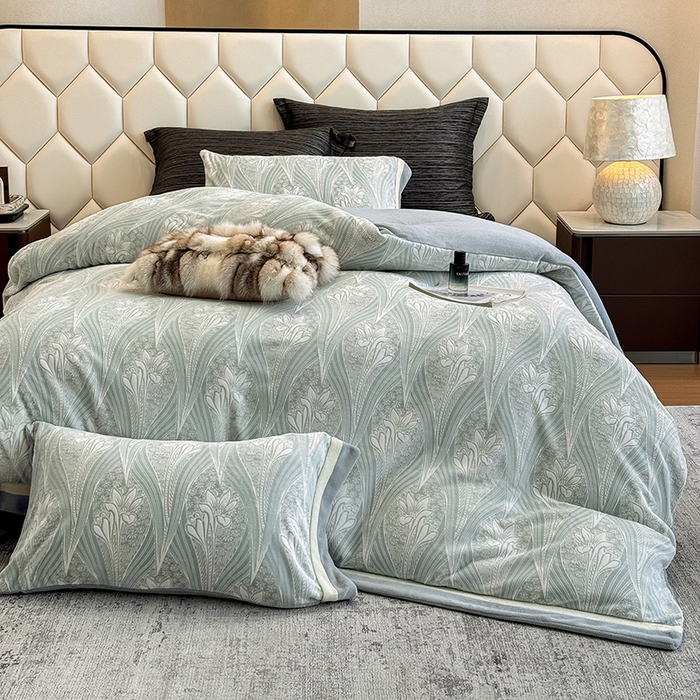 91家纺网 家纺一手货源 找家纺 若未家居 LOVEWE HOUSE 2025新款220高克重牛奶绒色烂双拼四件套 流年花束 蓝灰