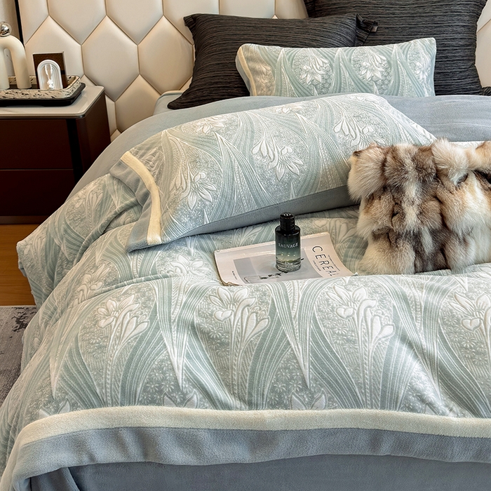 91家纺网 家纺一手货源 找家纺 若未家居 LOVEWE HOUSE 2025新款220高克重牛奶绒色烂双拼四件套 流年花束 蓝灰