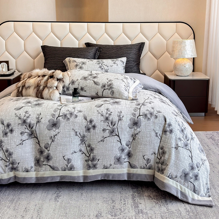 91家纺网 家纺一手货源 找家纺 若未家居 LOVEWE HOUSE 2025新款220高克重牛奶绒色烂双拼四件套 陌语灰