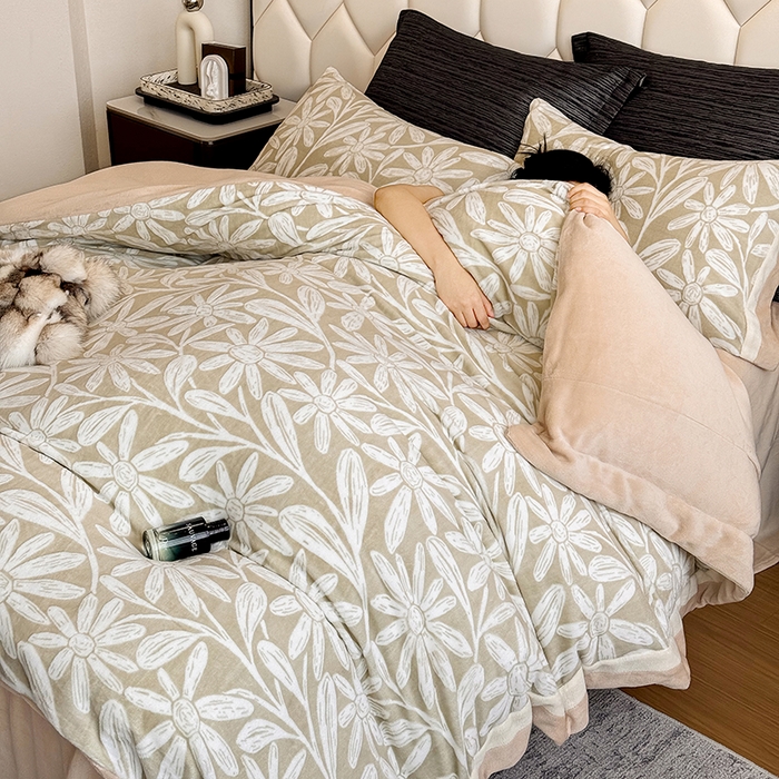 91家纺网 家纺一手货源 找家纺 若未家居 LOVEWE HOUSE 2025新款220高克重牛奶绒色烂双拼四件套 向阳花