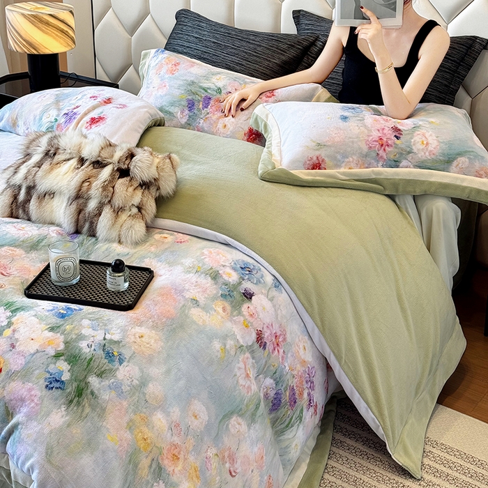 91家纺网 家纺一手货源 找家纺 若未家居 LOVEWE HOUSE 2025新款250克全消光数码印花牛奶绒双拼角四件套 朝花夕拾-绿