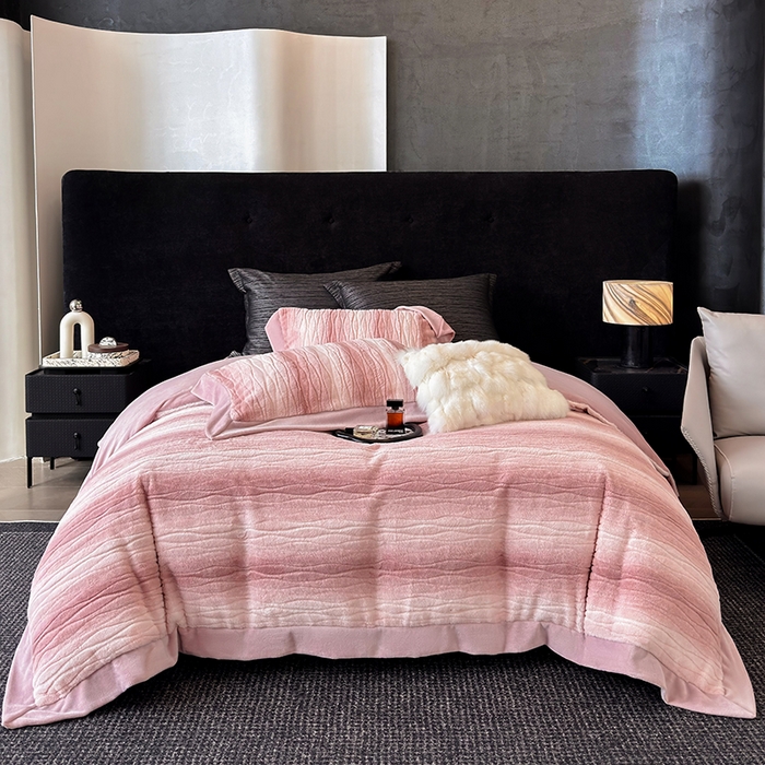 91家纺网 家纺一手货源 找家纺 （总）若未家居 LOVEWE HOUSE 2025新款阿尔卑斯丹麦渐变山脉系风格貂四件套