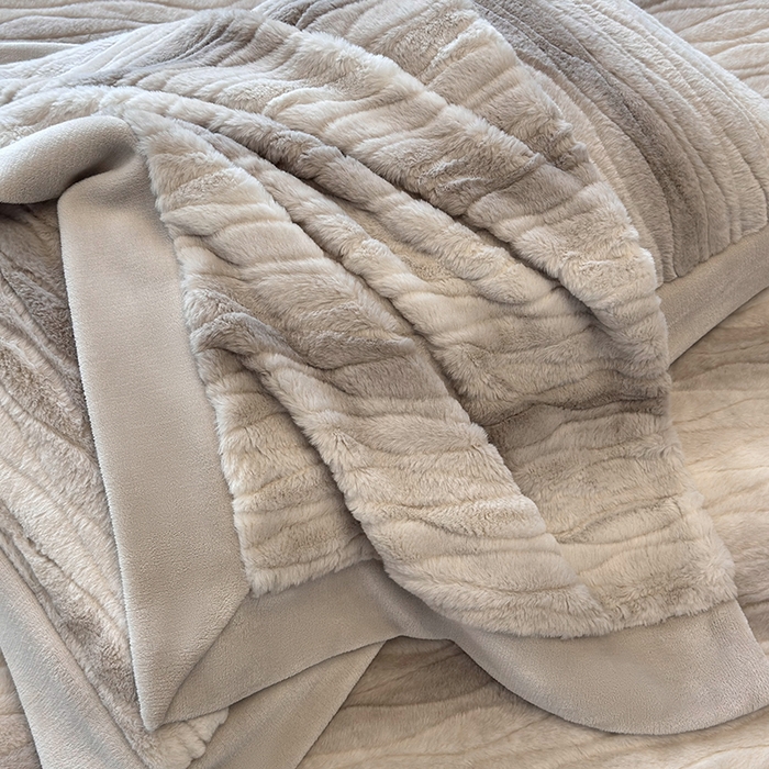 91家纺网 家纺一手货源 找家纺 若未家居 LOVEWE HOUSE 2025新款阿尔卑斯丹麦渐变山脉系风格貂四件套 牛奶白