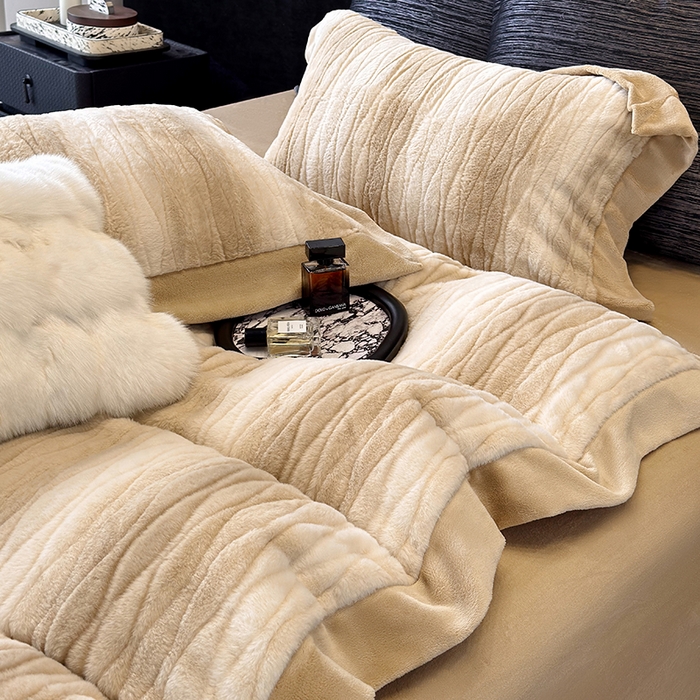 91家纺网 家纺一手货源 找家纺 若未家居 LOVEWE HOUSE 2025新款阿尔卑斯丹麦渐变山脉系风格貂四件套 浅卡其