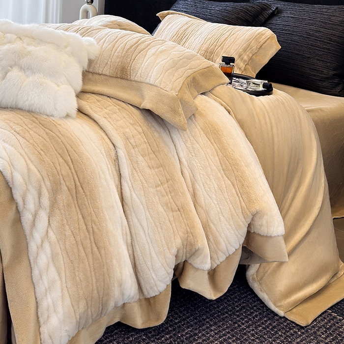 91家纺网 家纺一手货源 找家纺 若未家居 LOVEWE HOUSE 2025新款阿尔卑斯丹麦渐变山脉系风格貂四件套 浅卡其