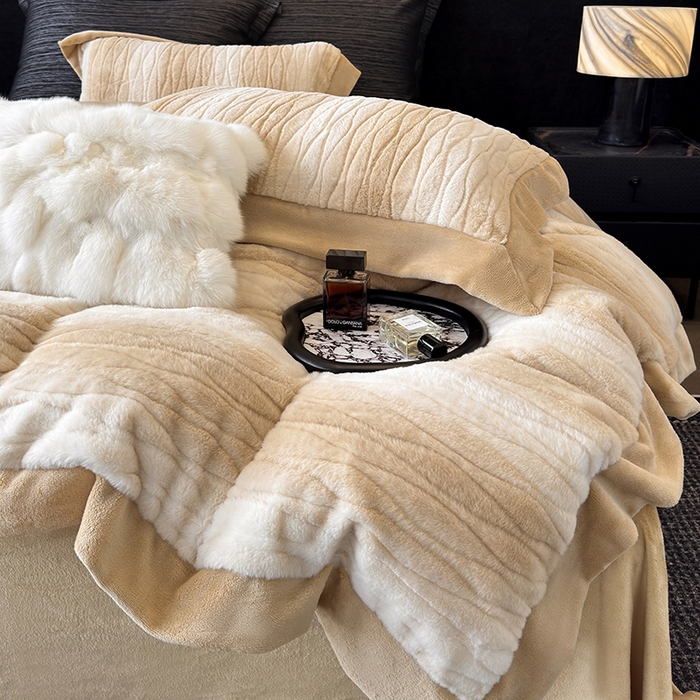 91家纺网 家纺一手货源 找家纺 若未家居 LOVEWE HOUSE 2025新款阿尔卑斯丹麦渐变山脉系风格貂四件套 浅卡其