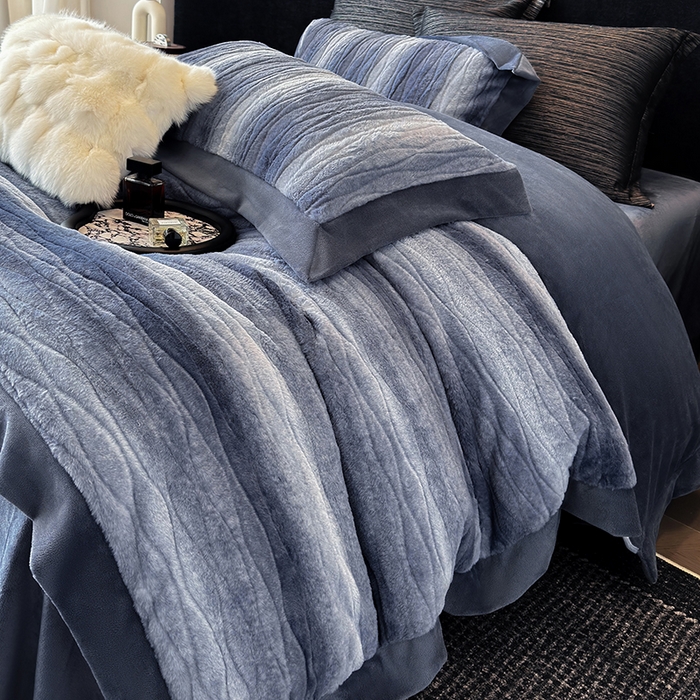 91家纺网 家纺一手货源 找家纺 若未家居 LOVEWE HOUSE 2025新款阿尔卑斯丹麦渐变山脉系风格貂四件套 青呆蓝