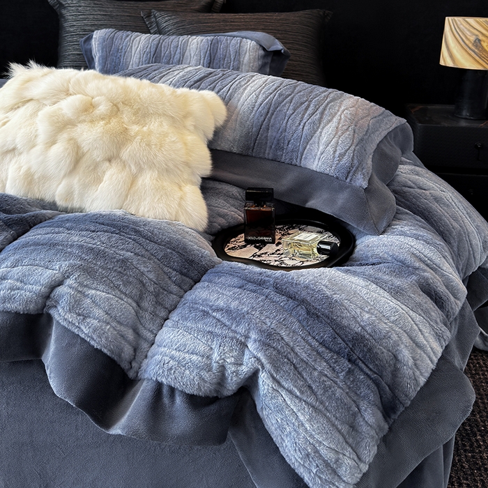 91家纺网 家纺一手货源 找家纺 若未家居 LOVEWE HOUSE 2025新款阿尔卑斯丹麦渐变山脉系风格貂四件套 青呆蓝