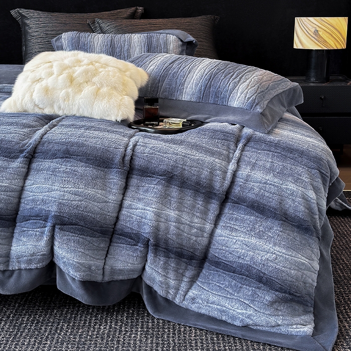 91家纺网 家纺一手货源 找家纺 若未家居 LOVEWE HOUSE 2025新款阿尔卑斯丹麦渐变山脉系风格貂四件套 青呆蓝