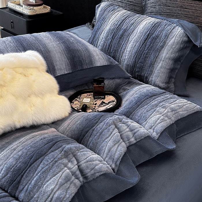 91家纺网 家纺一手货源 找家纺 若未家居 LOVEWE HOUSE 2025新款阿尔卑斯丹麦渐变山脉系风格貂四件套 青呆蓝