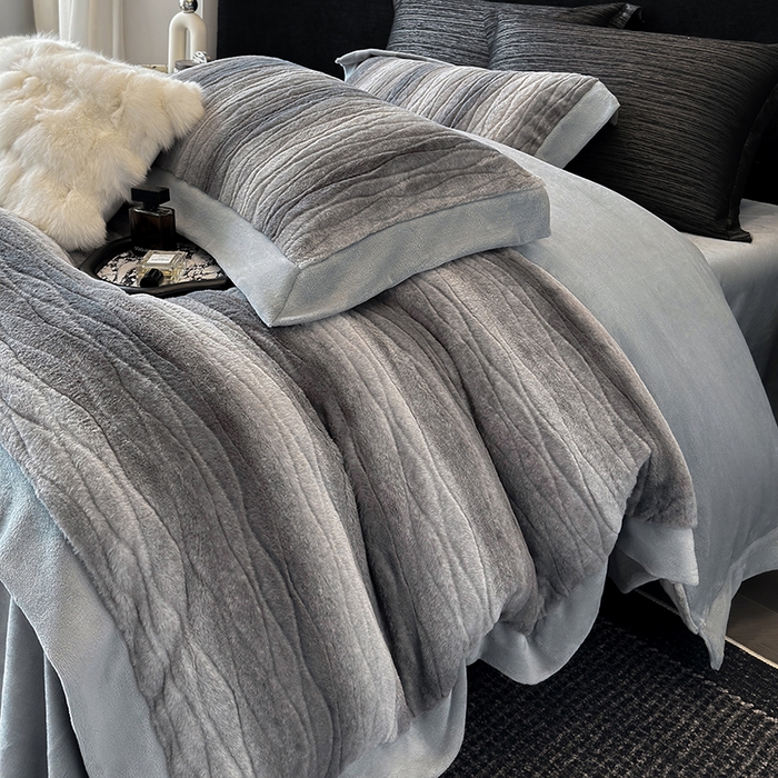 91家纺网 家纺一手货源 找家纺 若未家居 LOVEWE HOUSE 2025新款阿尔卑斯丹麦渐变山脉系风格貂四件套 水貂灰