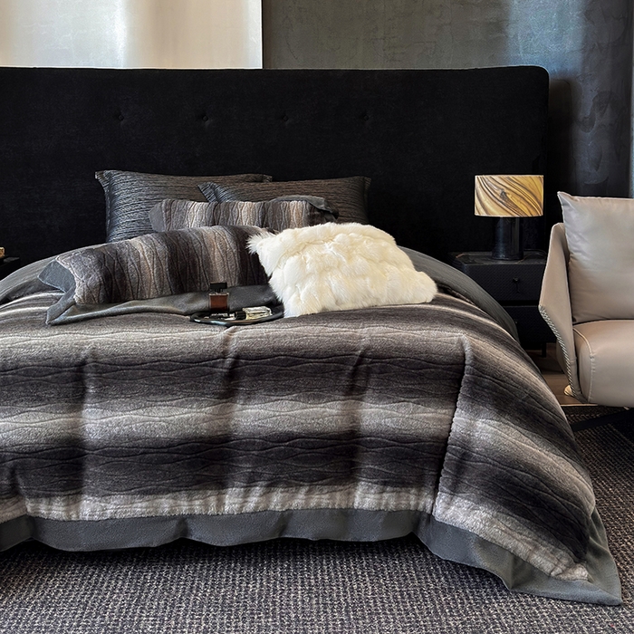 91家纺网 家纺一手货源 找家纺 若未家居 LOVEWE HOUSE 2025新款阿尔卑斯丹麦渐变山脉系风格貂四件套 雾面黑