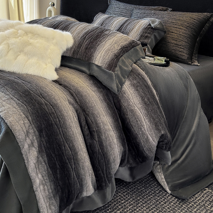 91家纺网 家纺一手货源 找家纺 若未家居 LOVEWE HOUSE 2025新款阿尔卑斯丹麦渐变山脉系风格貂四件套 雾面黑