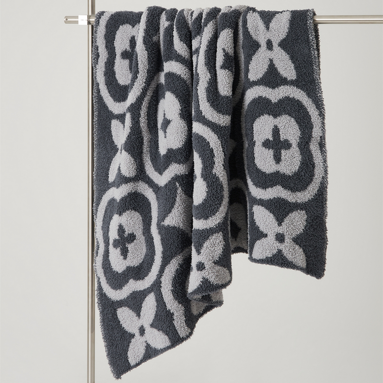 暖绵绵家纺 新款半边绒几何图案复古韵味针织毯-卡辛（最低零售价：173元） 灰色-卡辛