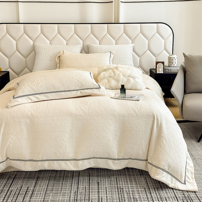 91家纺网 家纺一手货源 找家纺 （总）若未家居 LOVEWE HOUSE 2025新款高克重牛奶绒四件套-镜中铃兰