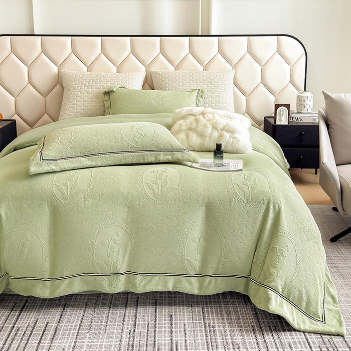 91家纺网 家纺一手货源 找家纺 若未家居 LOVEWE HOUSE 2025新款高克重牛奶绒四件套-镜中铃兰 镜中铃兰-浅绿