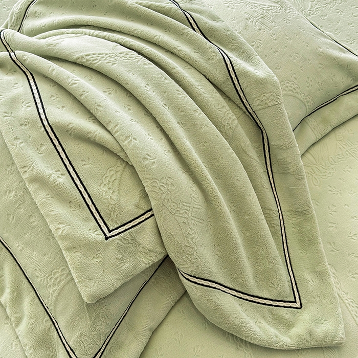 91家纺网 家纺一手货源 找家纺 若未家居 LOVEWE HOUSE 2025新款高克重牛奶绒四件套-镜中铃兰 镜中铃兰-浅绿