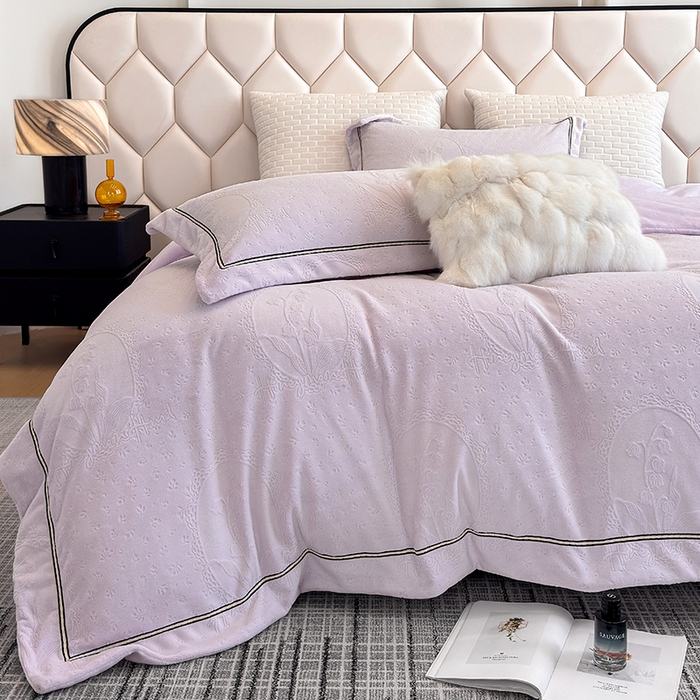 91家纺网 家纺一手货源 找家纺 若未家居 LOVEWE HOUSE 2025新款高克重牛奶绒四件套-镜中铃兰 镜中铃兰-浅紫