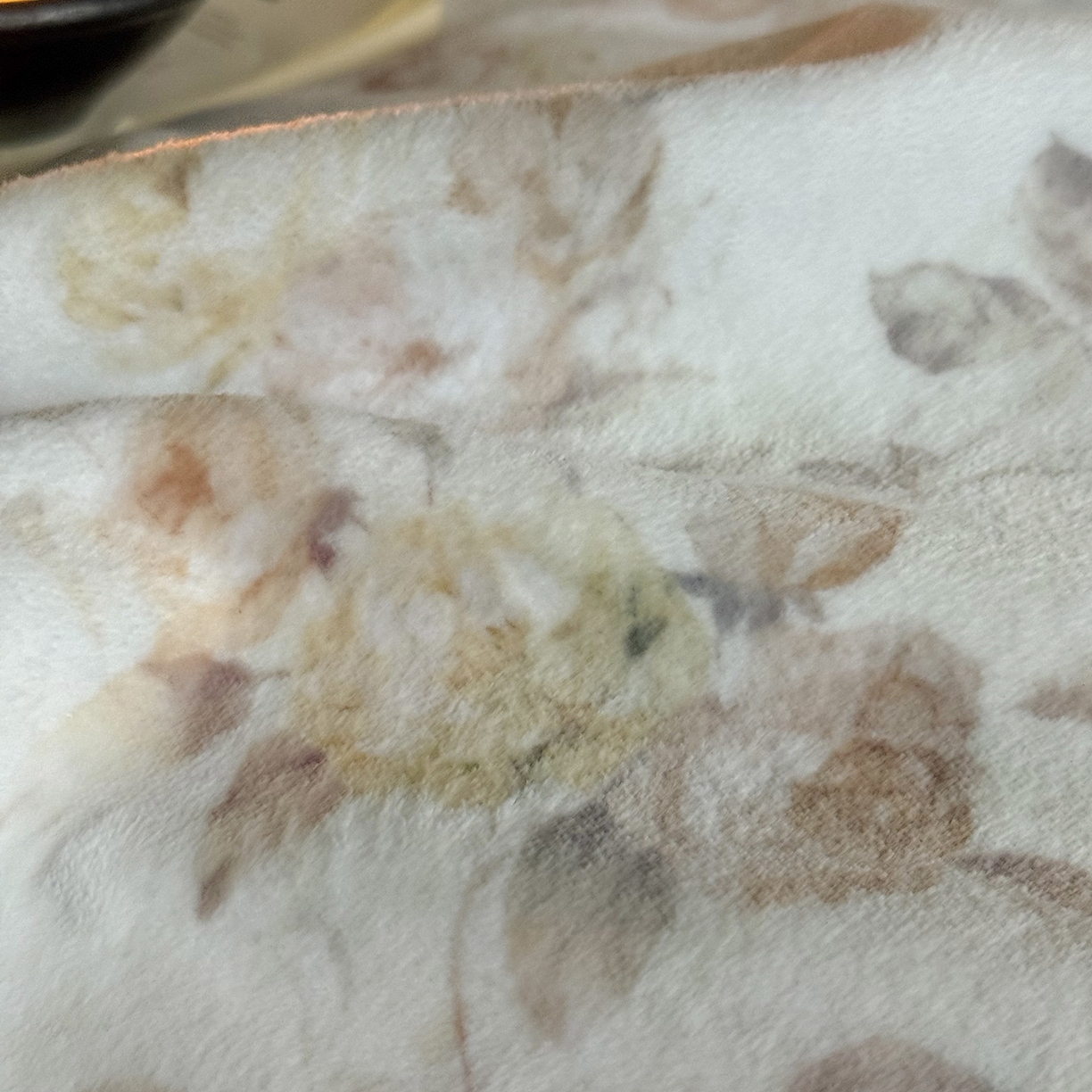 91家纺网 家纺一手货源 找家纺 （总）三味舒屋 2025新款绒卉奢暖印花牛奶绒花溪系列四件套 （控价券后不低于318/338)