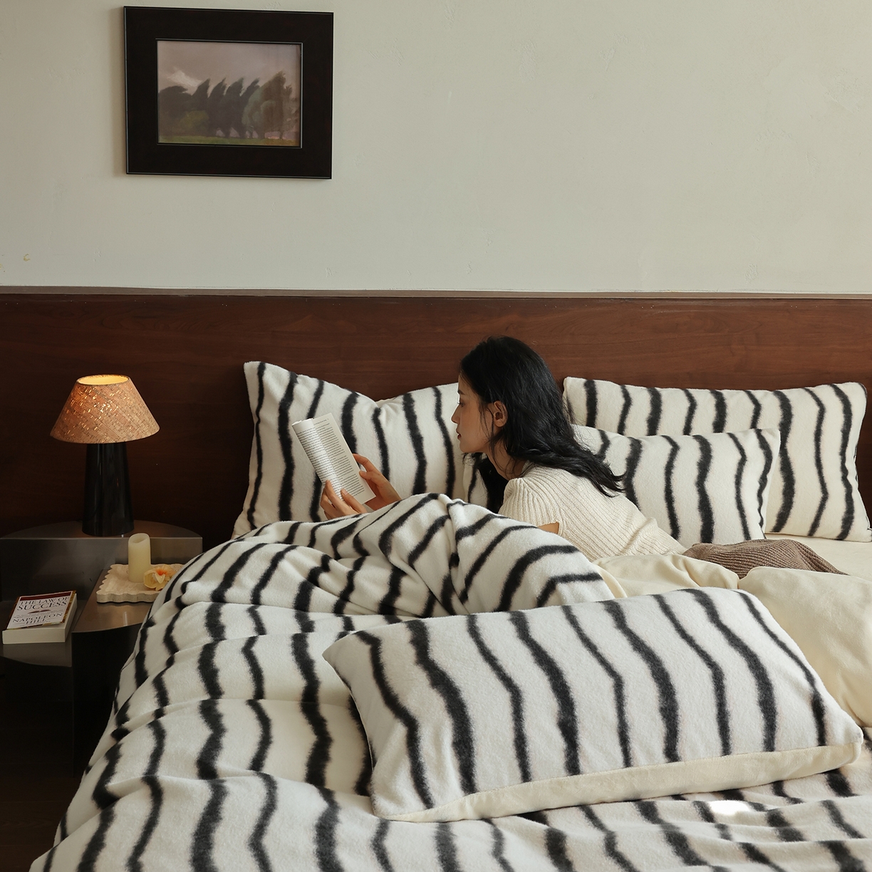 91家纺网 家纺一手货源 找家纺 （总）三味舒屋 2025新款黑白风尚仿生羊毛绒牛奶绒四件套 （控价券后不低于288/308）