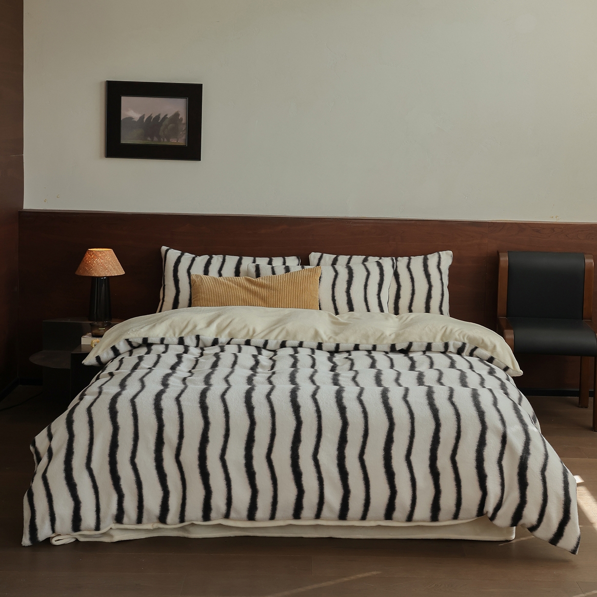 三味舒屋 2025新款黑白风尚仿生羊毛绒牛奶绒四件套（控价券后不低于288/308） 赛波