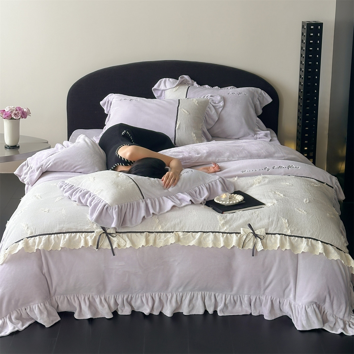 91家纺网 家纺一手货源 找家纺 名品优仓 2025新款240克奶肤绒刺绣四件套-丽莎 丽莎-沐粉