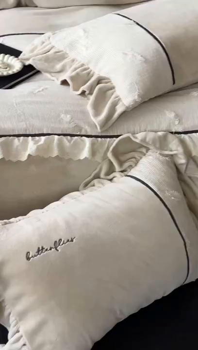 91家纺网 家纺一手货源 找家纺 名品优仓 2025新款240克奶肤绒刺绣四件套-丽莎 丽莎-米杏