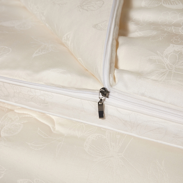 91家纺网 家纺一手货源 找家纺 欧夏家纺 2025新款全棉被子大提花冬被春秋被羊绒蛋白大豆被二合一子母被 奶白色