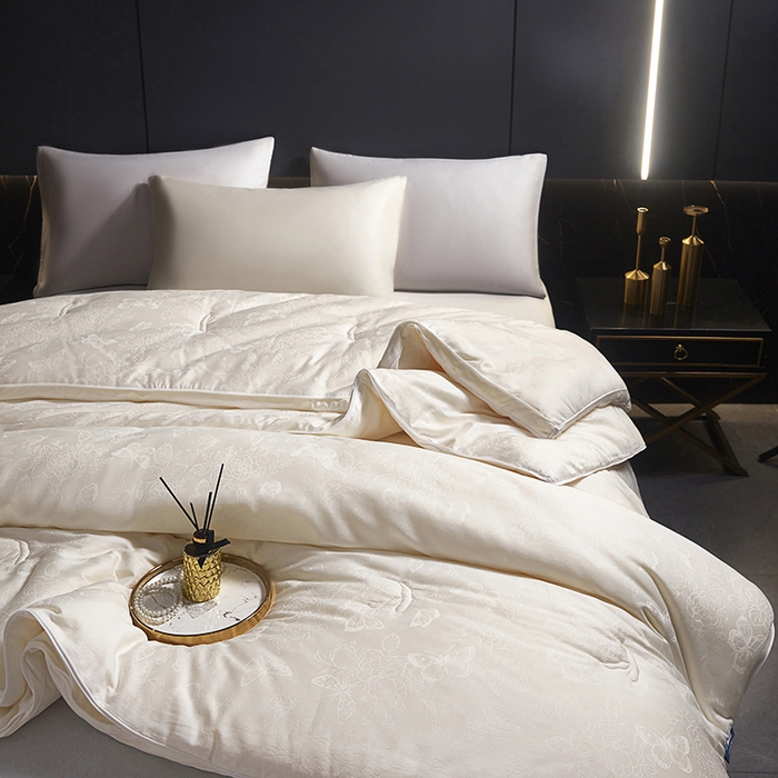 91家纺网 家纺一手货源 找家纺 欧夏家纺 2025新款全棉被子大提花冬被春秋被羊绒蛋白大豆被二合一子母被 奶白色