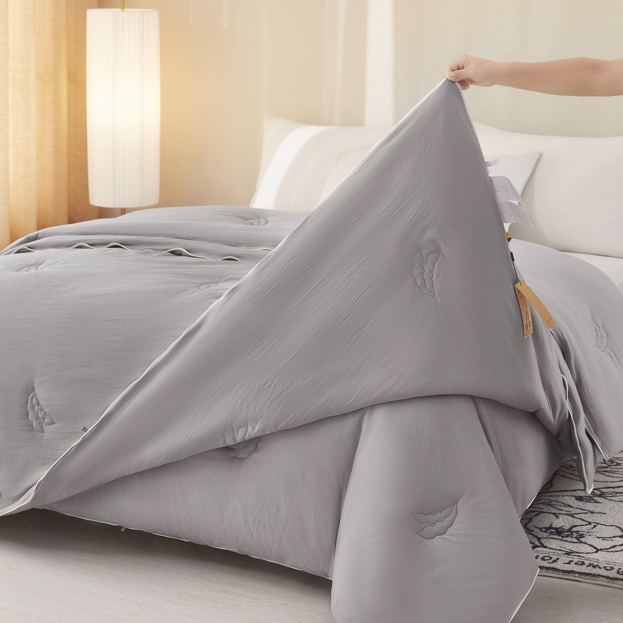 91家纺网 家纺一手货源 找家纺 恒科家纺 2026新款李官奇官方正品认证李官奇大豆纤维被 子母被拉链二合一被子被芯 浅灰