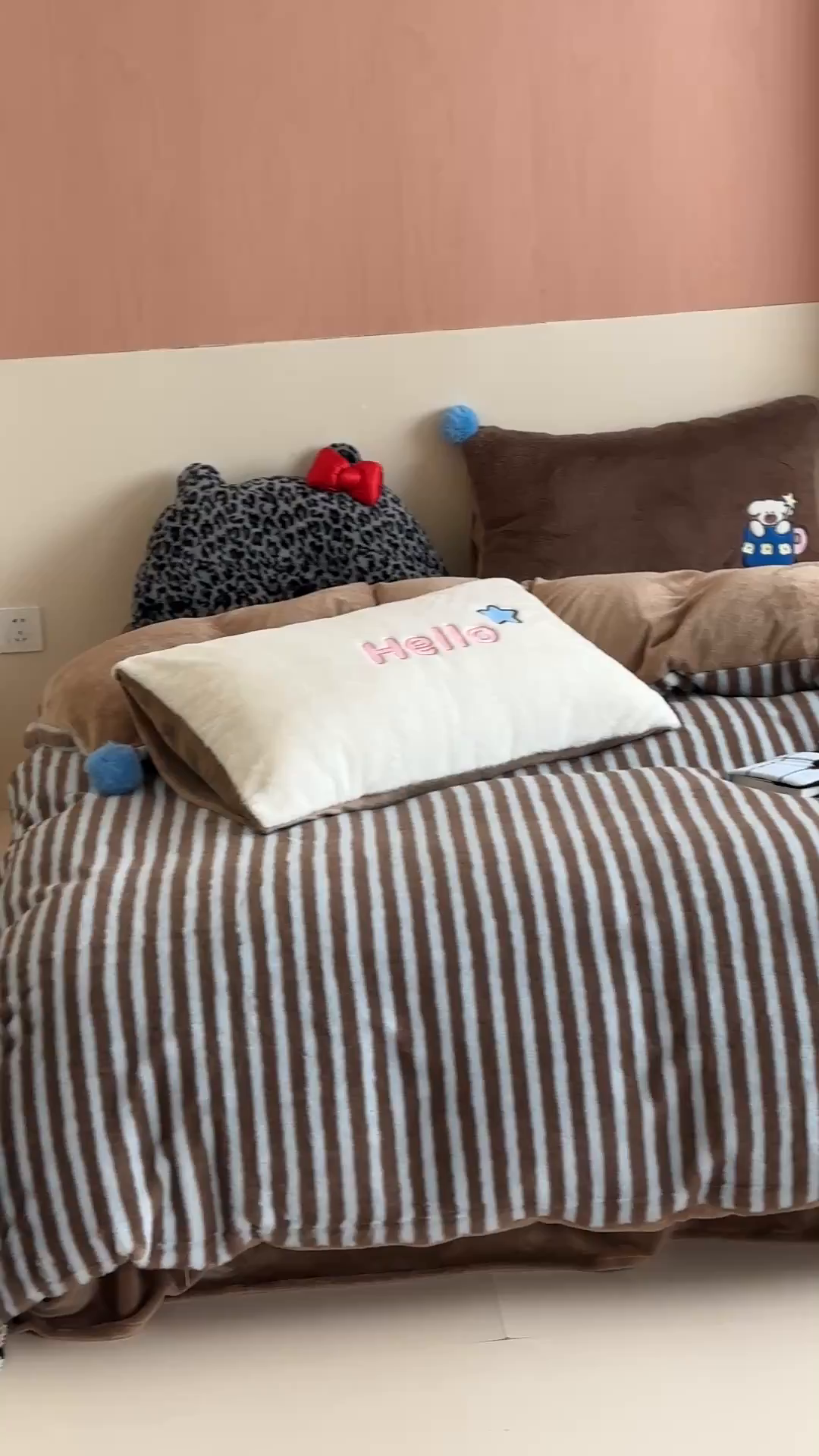 91家纺网 家纺一手货源 找家纺 桔子家纺 2025新款秋冬学院派兔兔绒牛奶绒系列四件套 茶杯小斗