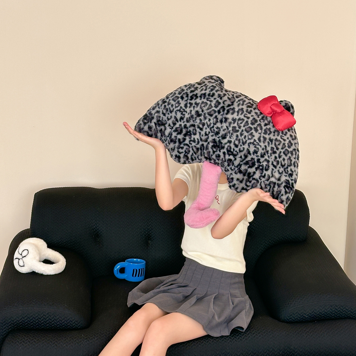 91家纺网 家纺一手货源 找家纺 （总）桔子家纺 2025新款兔兔绒牛奶绒豹纹系列卡通绣花抱枕