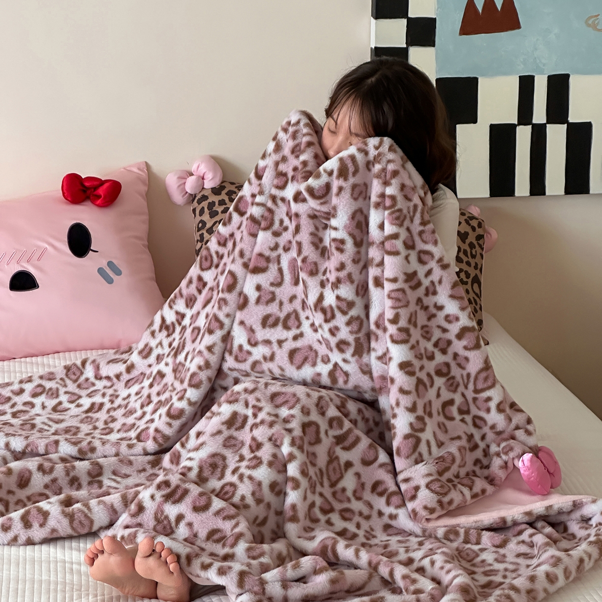 91家纺网 家纺一手货源 找家纺 （总）桔子家纺 2025新款兔兔绒牛奶绒豹纹系列卡通绣花毯子