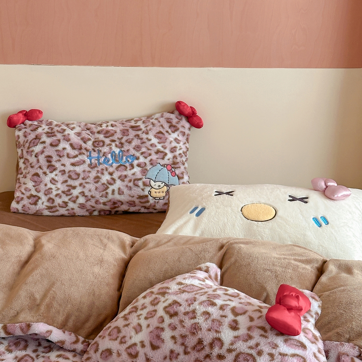 91家纺网 家纺一手货源 找家纺 （总）桔子家纺 2025新款兔兔绒牛奶绒豹纹系列卡通绣花四件套