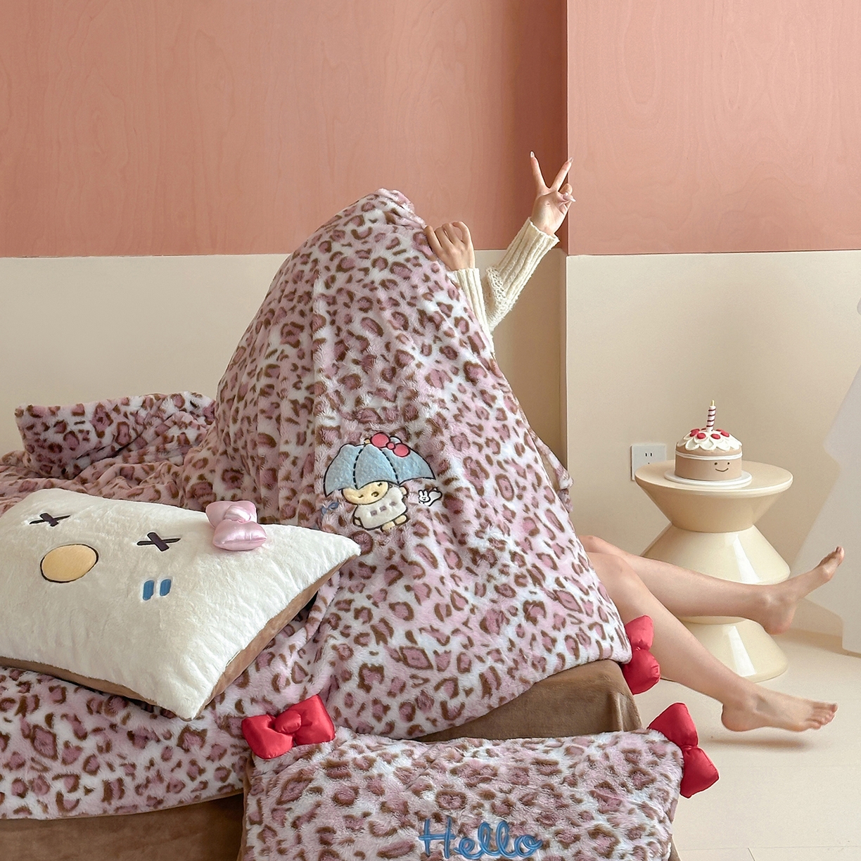 91家纺网 家纺一手货源 找家纺 （总）桔子家纺 2025新款兔兔绒牛奶绒豹纹系列卡通绣花四件套