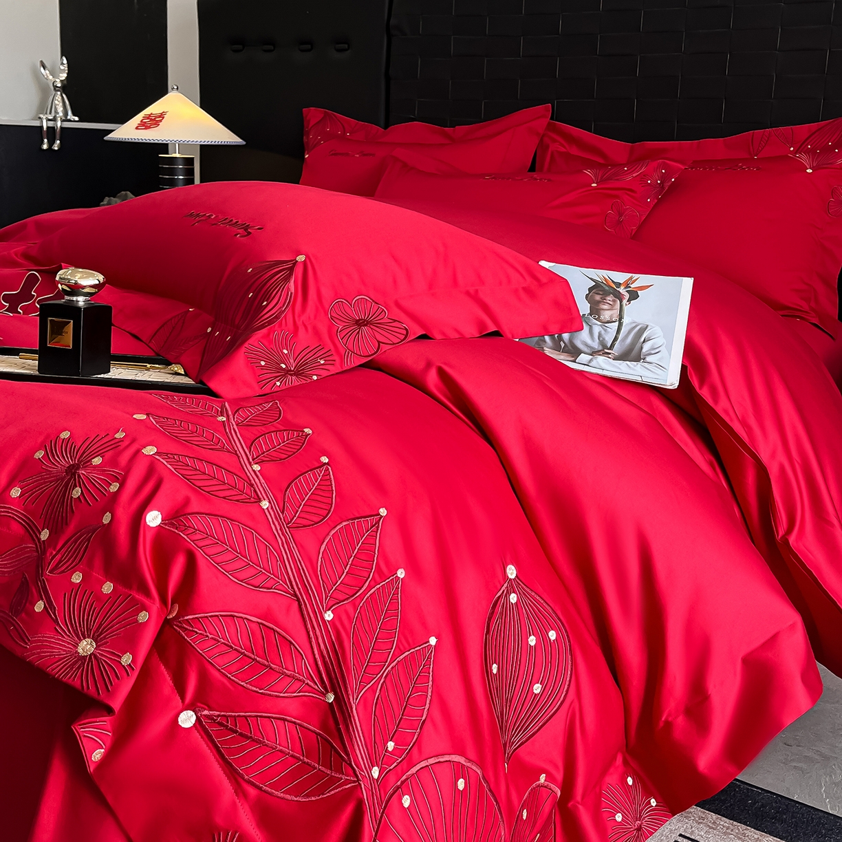 置顶家纺 2025新款亲肤刺绣婚庆四件套 锦上花-大红