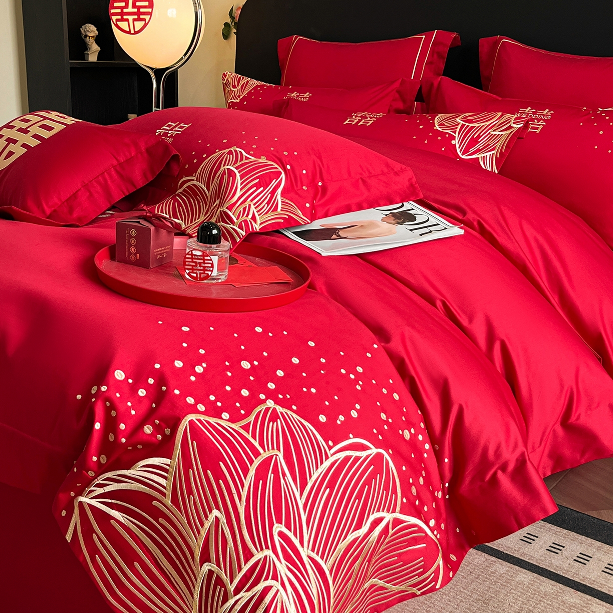 91家纺网 家纺一手货源 找家纺 置顶家纺 2025新款亲肤刺绣婚庆四件套 幸遇你-金大红