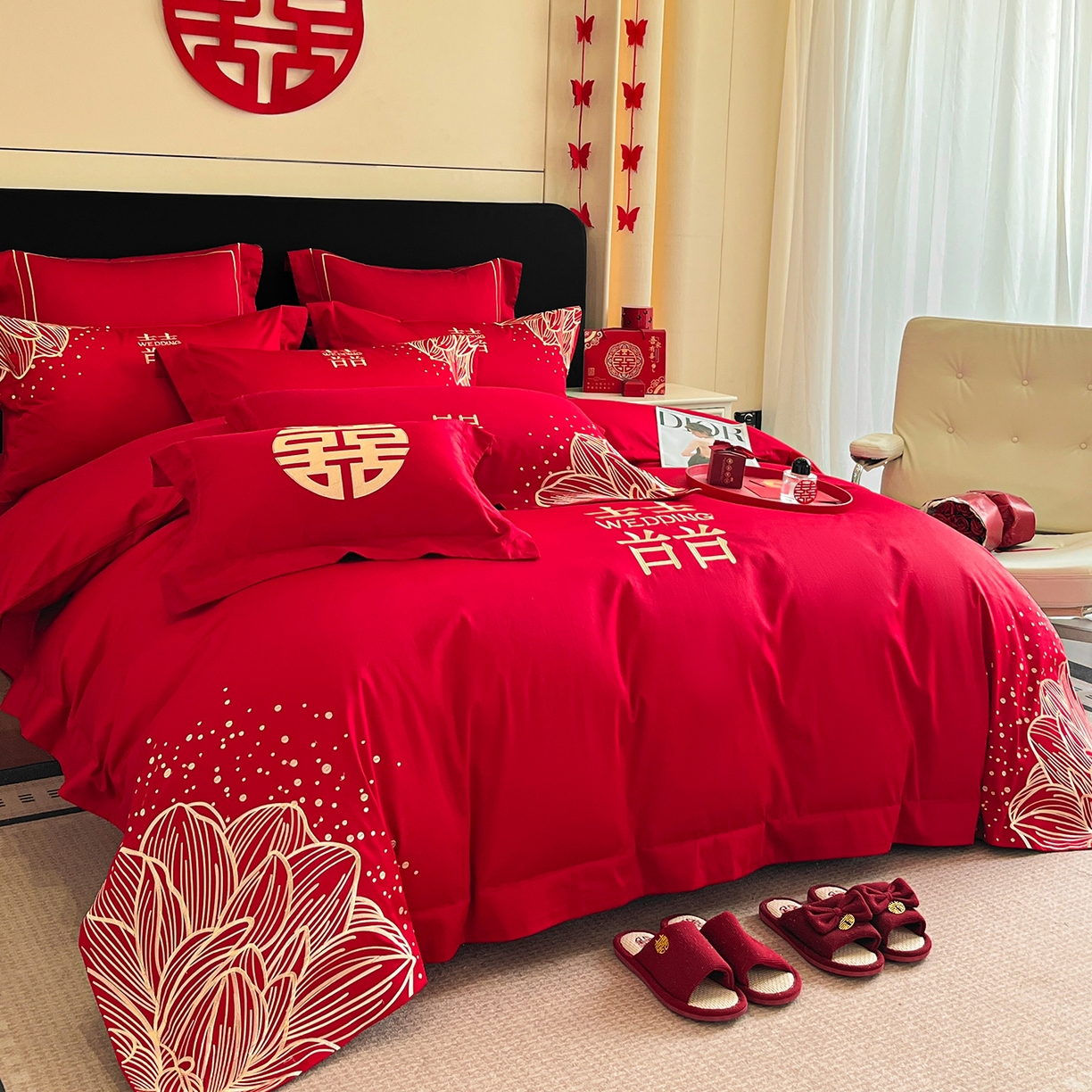 91家纺网 家纺一手货源 找家纺 置顶家纺 2025新款亲肤刺绣婚庆四件套 幸遇你-金大红