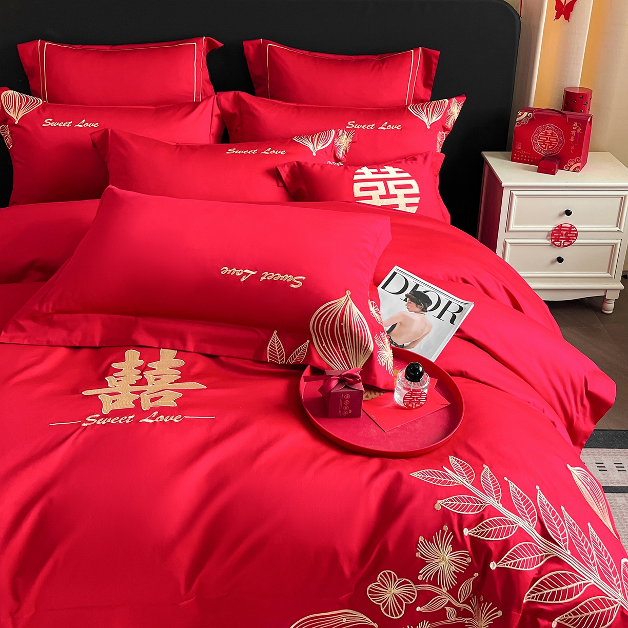 91家纺网 家纺一手货源 找家纺 置顶家纺 2025新款亲肤刺绣婚庆四件套 锦上花-金大红